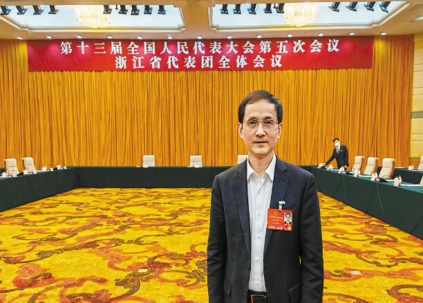 【兩會】電力為打造現(xiàn)代化濱海大都市注入動能——訪全國人大代表、浙江省寧波市經(jīng)濟(jì)和信息化局局長張世方