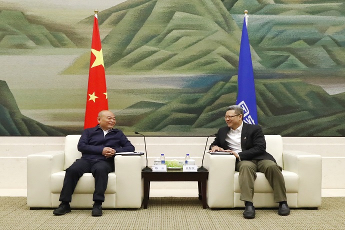 錢智民會(huì)見(jiàn)中國(guó)中鐵董事長(zhǎng)、黨委書記陳云