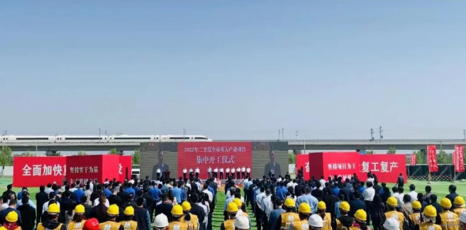 東方日升、晶科、阿特斯同時擴產(chǎn)！