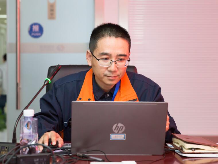 周效峰：半生矢志赴山河，鬢華雖改血仍殷