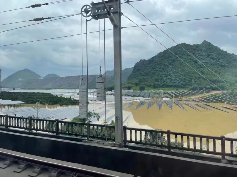 地面電站秒變漂浮電站，又一光伏電站被水淹！