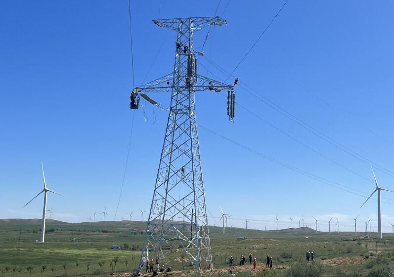 220千伏海春線、中海油化德風(fēng)電場35千伏集電線路順利改造完成