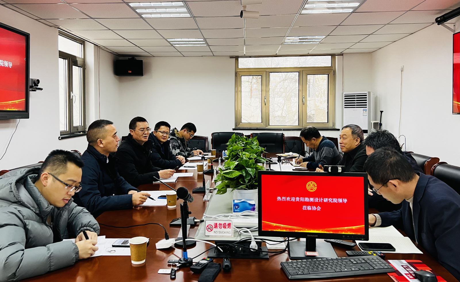 中國電力規(guī)劃設(shè)計(jì)協(xié)會(huì)李愛民與中國電建貴陽院、國網(wǎng)江蘇電力設(shè)計(jì)咨詢公司領(lǐng)導(dǎo)座談交流