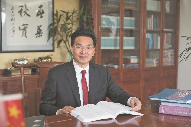 提供綜合能源服務 助力企業(yè)節(jié)能降耗低碳轉型——訪全國人大代表、今飛控股集團有限公司董事長兼總裁葛炳灶