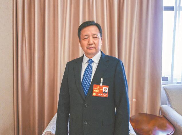 新型電力系統(tǒng)建設(shè)為電力裝備制造業(yè)帶來新機遇——訪全國人大代表，全國工商聯(lián)副主席，特變電工股份有限公司黨委書記、董事長張新