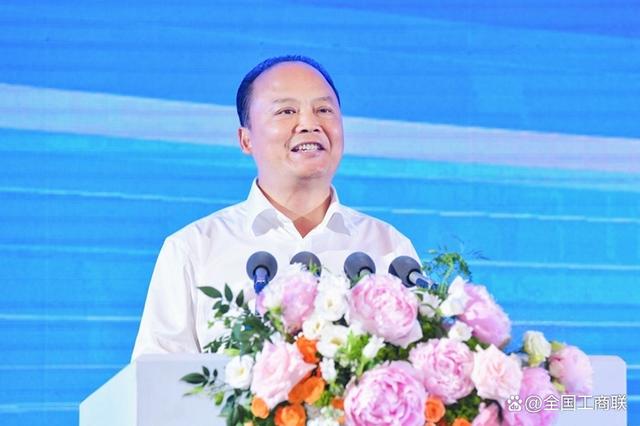 全國工商聯(lián)副主席，通威集團董事局主席劉漢元：加快建設(shè)可再生能源 構(gòu)建川渝清潔能源一體化