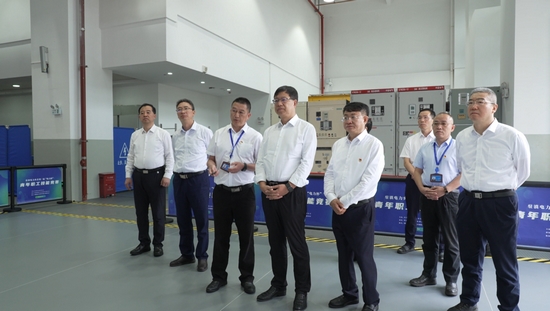 華能集團(tuán)有限公司總經(jīng)理、黨組副書記鄧建玲到云南分公司調(diào)研