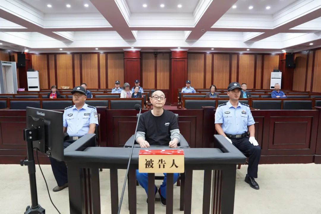 貴州電網(wǎng)有限責(zé)任公司原黨委委員、工會(huì)主席張帆受賄案一審宣判