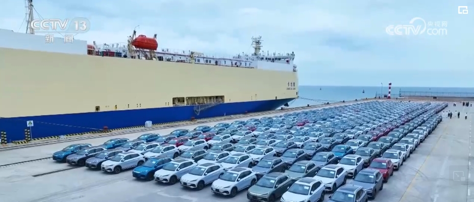 國產(chǎn)新能源車“出?！薄凹肌毙刑煜?再亮“黑科技”
