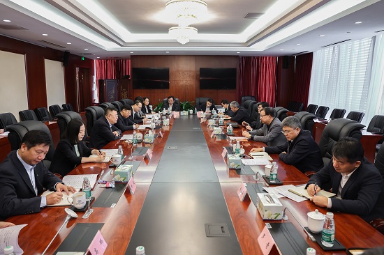 華能集團總經(jīng)理、黨組副書記鄧建玲拜訪中國進出口銀行黨委副書記、行長任生俊