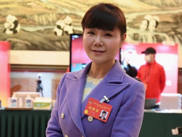 四川省政協(xié)委員李佳蔚：四川要優(yōu)化碳產(chǎn)品、參與碳交易，不斷完善碳設(shè)施