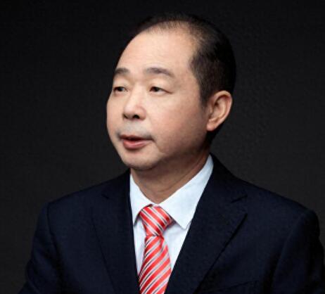 【兩會(huì)好聲音】全國(guó)人大代表、德力西集團(tuán)董事局主席胡成中：支持產(chǎn)業(yè)鏈出海，助推制造企業(yè)轉(zhuǎn)型升級(jí)