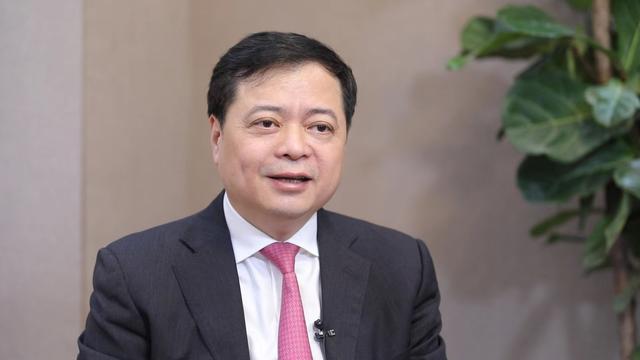 【兩會(huì)好聲音】全國(guó)政協(xié)常委、正泰集團(tuán)董事長(zhǎng)南存輝：建議進(jìn)一步優(yōu)化綠證核發(fā)及交易機(jī)制，提升市場(chǎng)參與度