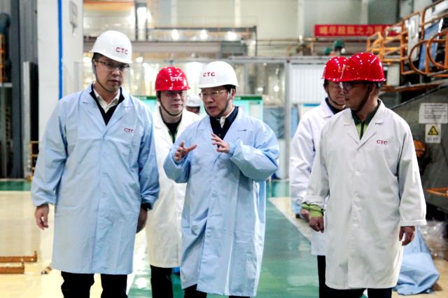 中國電氣裝備黨委書記、董事長李洪鳳赴浙江盛達、恒馳電氣、西電常變、常州東智調(diào)研