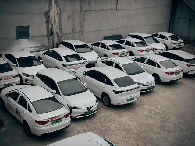 新能源網(wǎng)約車頻遭“拒?！?，“一險難求”難在哪?