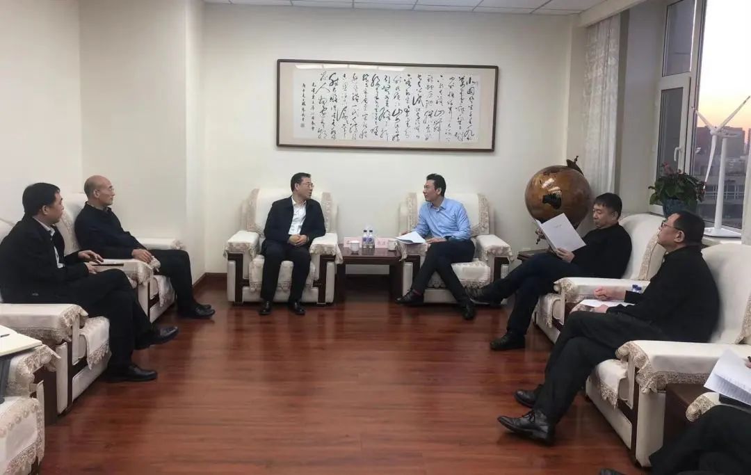 華電吉林公司黨委書(shū)記孫毅、黨委副書(shū)記鄭成杰拜會(huì)吉林省能源局黨組書(shū)記、局長(zhǎng)趙彥峰